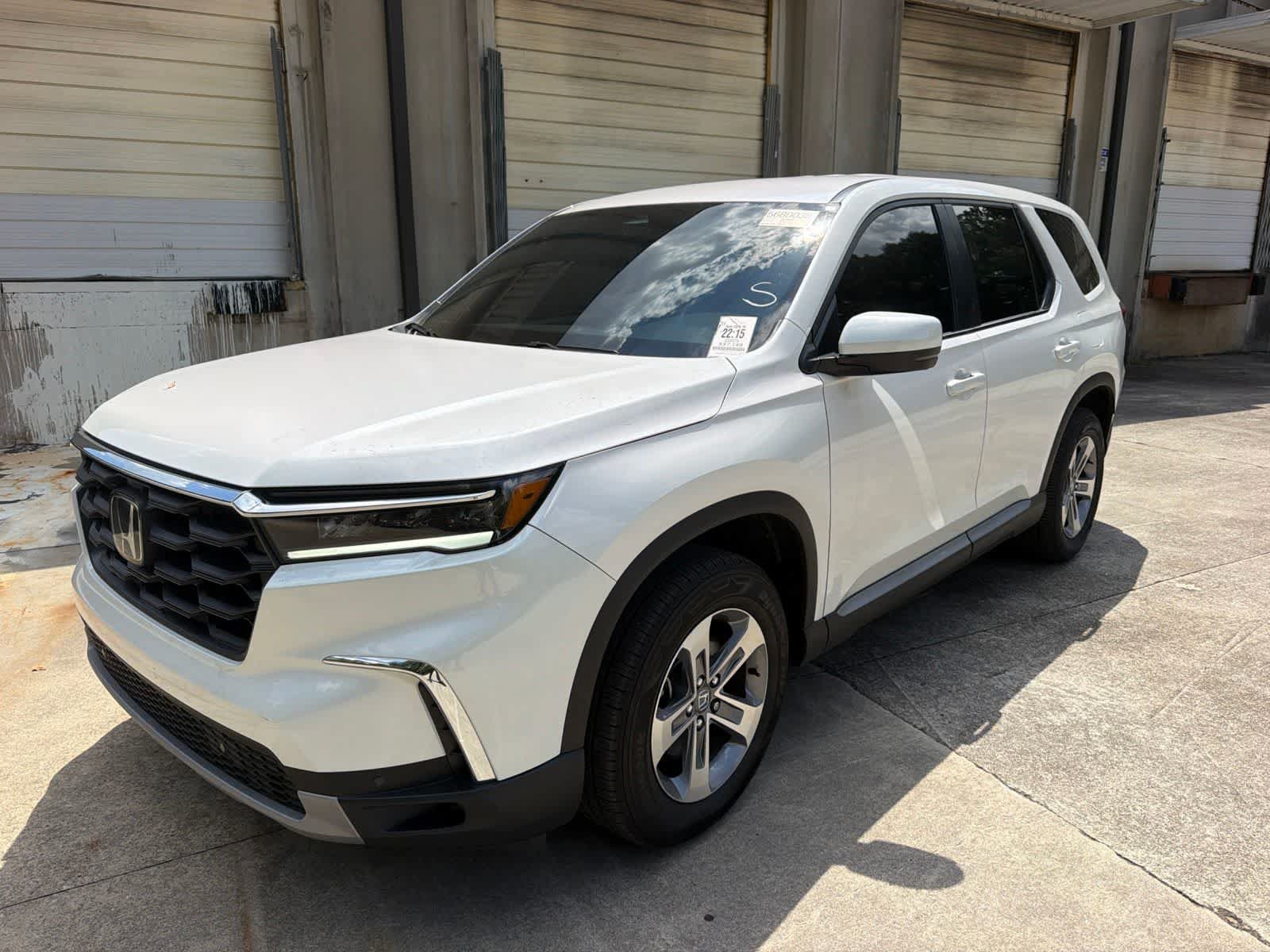 Certified 2025 Honda Pilot EX-L image 3