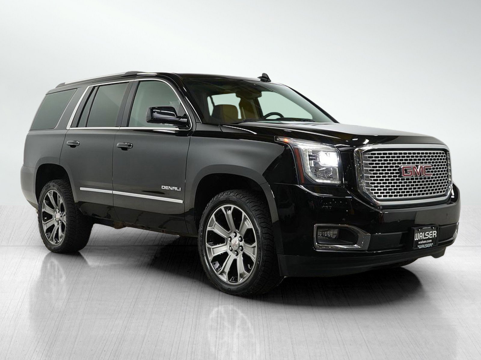 Used 2017 GMC Yukon Denali w/ Open Road Package image 7