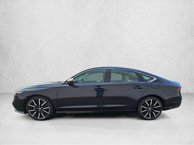 Used 2025 Honda Accord Touring image 2