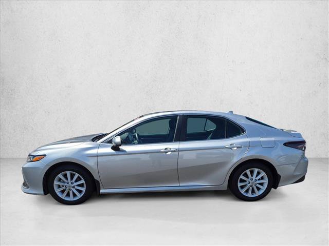 Used 2022 Toyota Camry LE FWD image 9