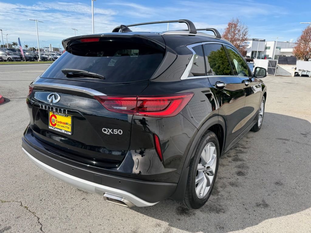 Used 2022 INFINITI QX50 Essential image 6