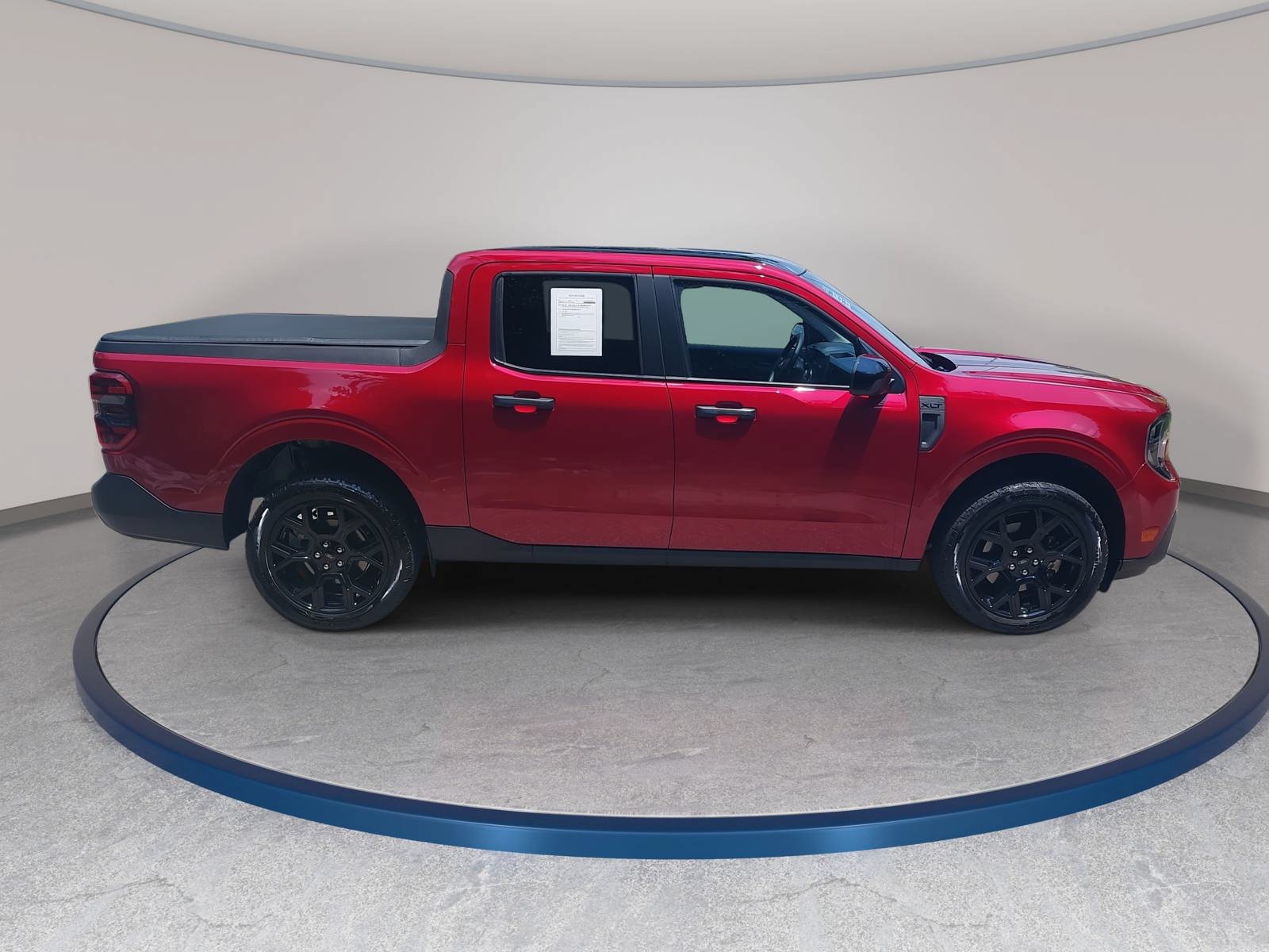 Used 2025 Ford Maverick XLT w/ Equipment Group 301A AWD/4WD image 4