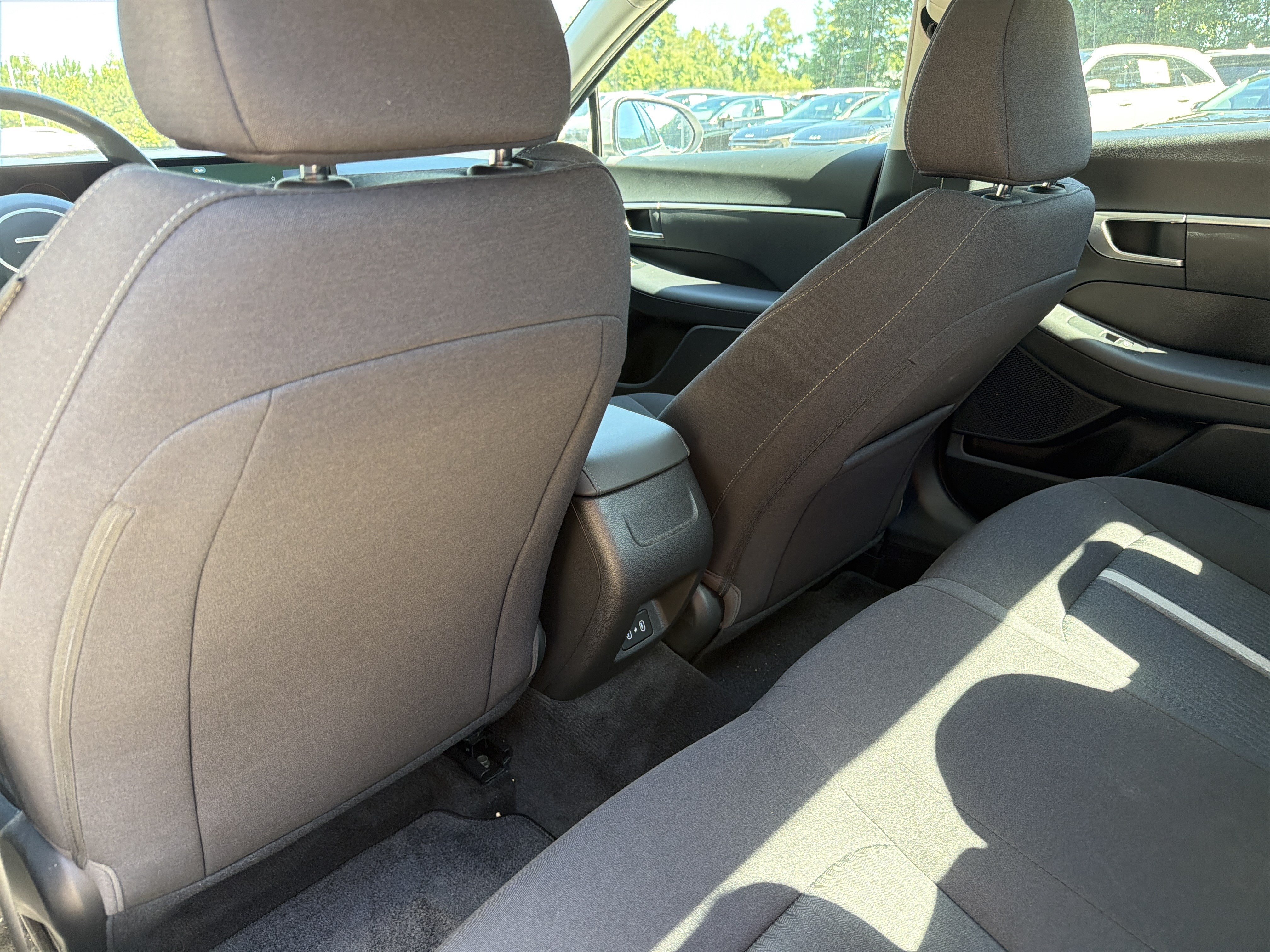 Used 2025 Hyundai Sonata SE FWD image 18