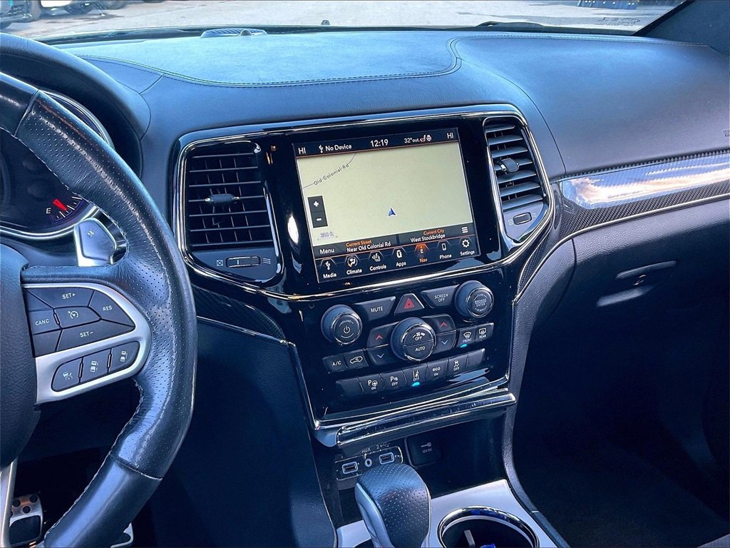 Used 2020 Jeep Grand Cherokee SRT image 17