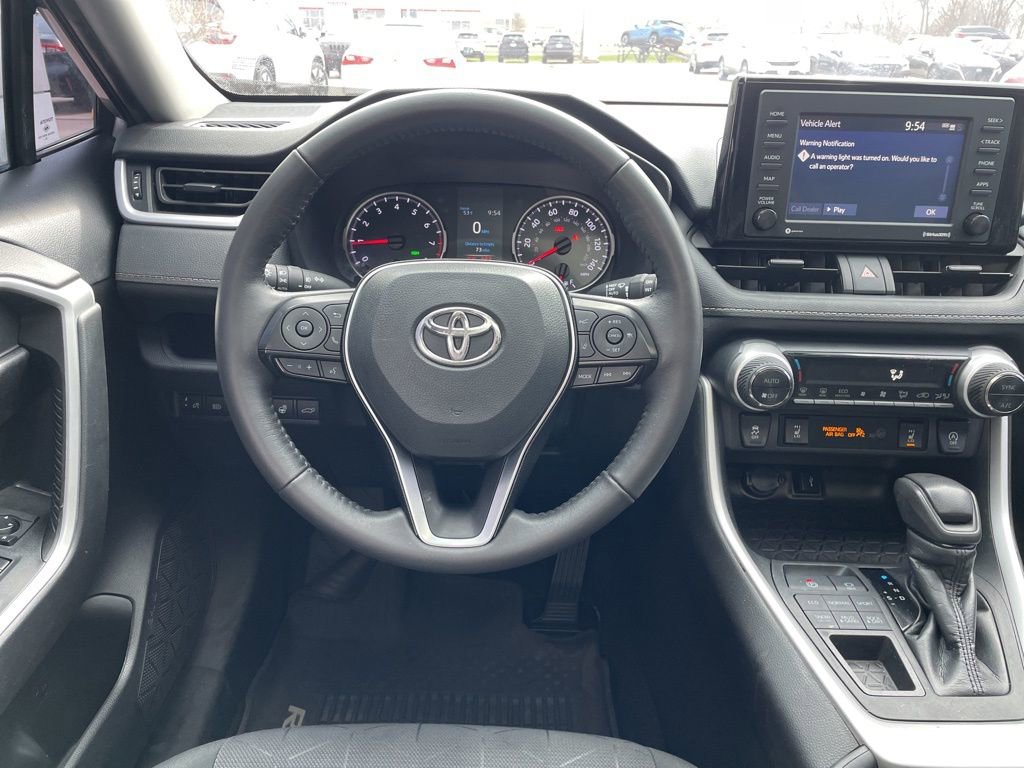 Used 2020 Toyota RAV4 XLE w/ Convenience Package image 13