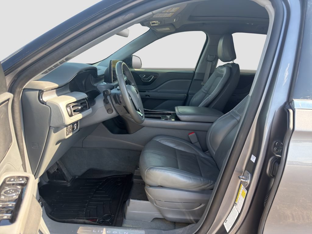 Used 2021 Lincoln Aviator Grand Touring w/ Elements Package Plus AWD/4WD image 9