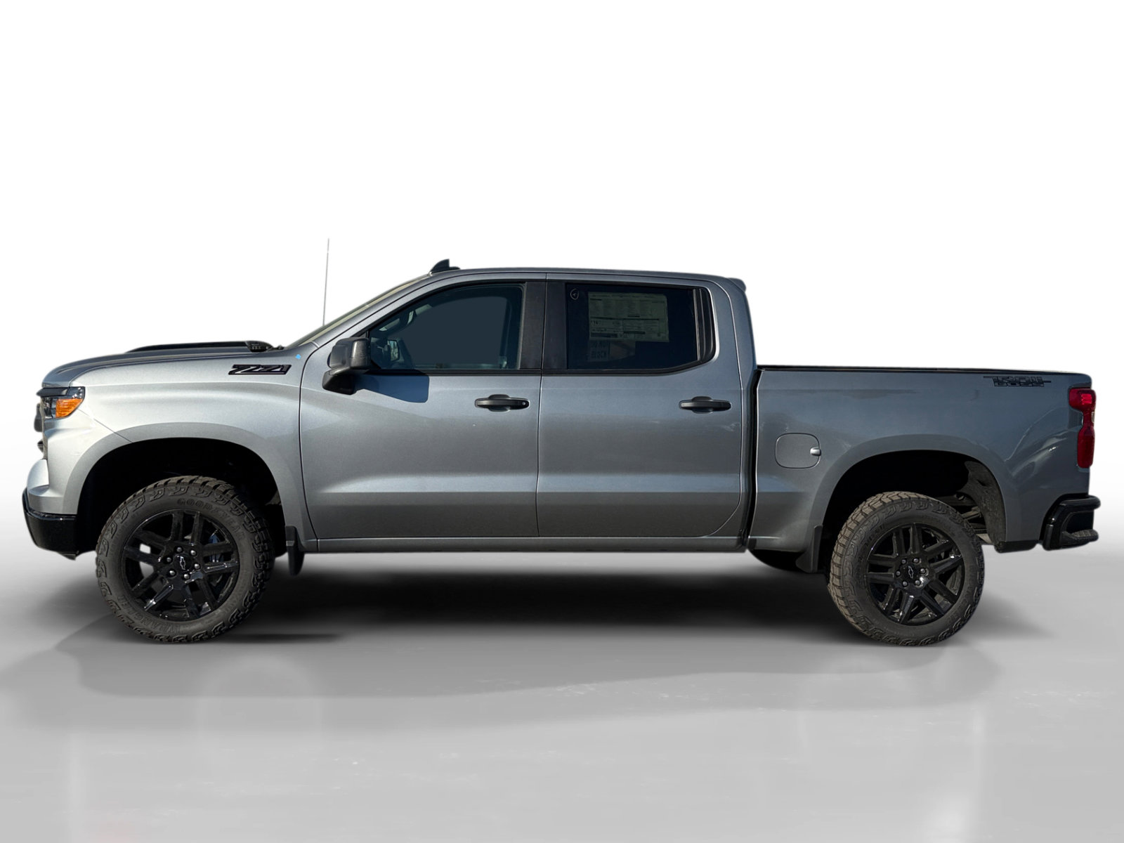 New 2026 Chevrolet Silverado 1500 Custom Trail Boss w/ Dark Appearance Package image 2