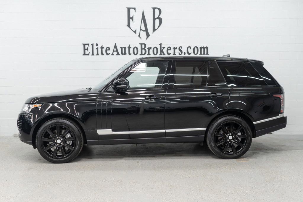 Used 2017 Land Rover Range Rover HSE image 2