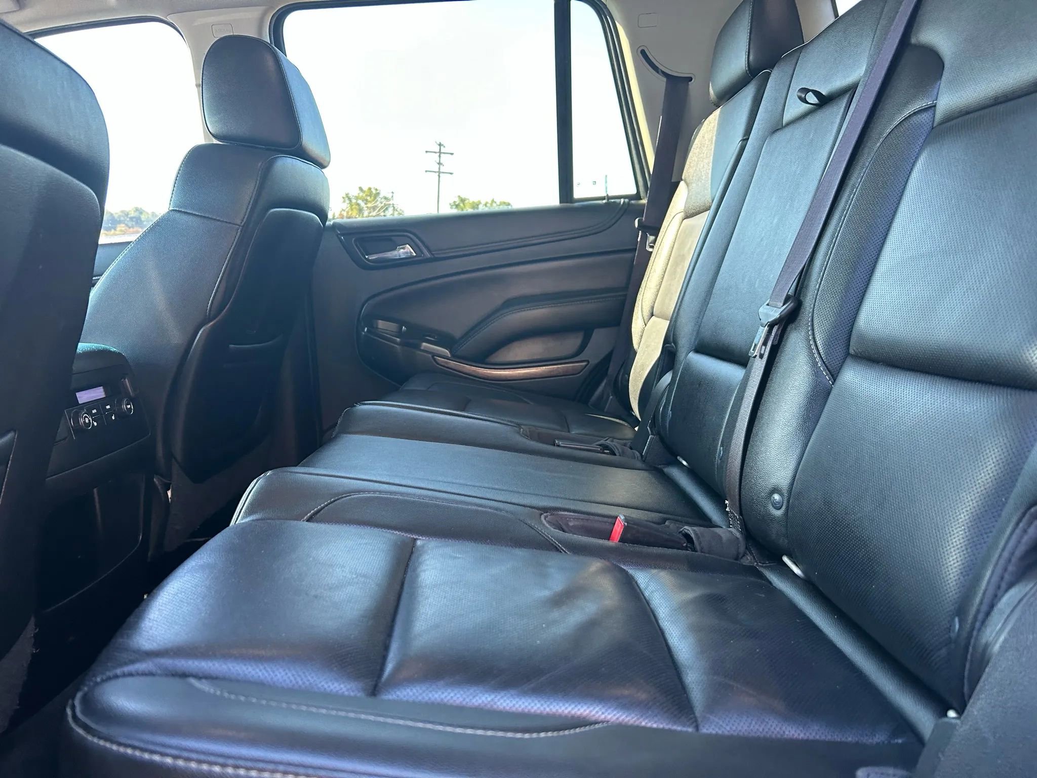 Used 2016 GMC Yukon SLT image 15