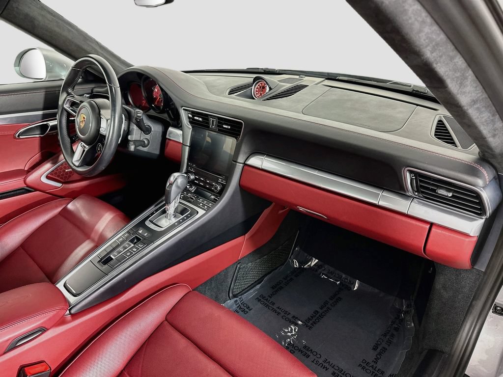 Certified 2017 Porsche 911 Carrera S RWD image 29