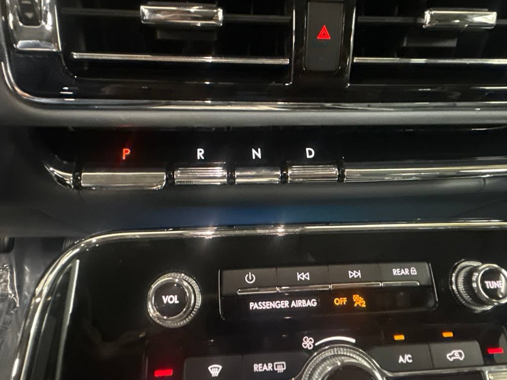 Used 2020 Lincoln Navigator L Black Label AWD/4WD image 36