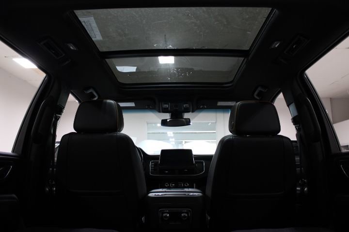 Used 2021 GMC Yukon AT4 image 3