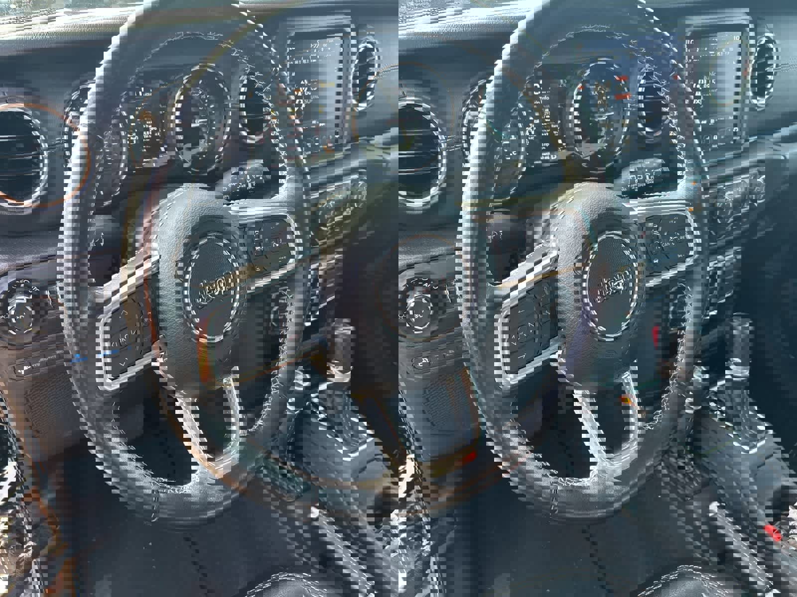 Used 2022 Jeep Wrangler Unlimited Sahara w/ Cold Weather Group image 37