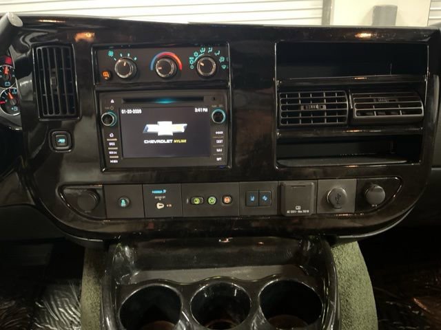 Used 2019 Chevrolet Express 2500 w/ Enhanced Convenience Package image 24