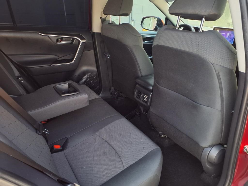 Used 2023 Toyota RAV4 XLE w/ Convenience Package FWD image 22