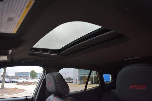 New 2026 Chevrolet Trax RS w/ Sunroof Package image 19
