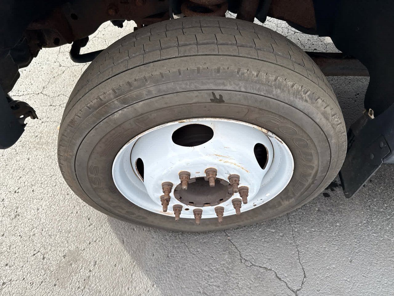 Used 2012 Ford F550 2WD Regular Cab Super Duty w/ PWR Equipment Group image 11