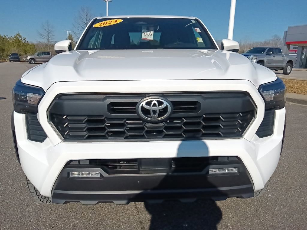 Used 2024 Toyota Tacoma TRD Off-Road image 8