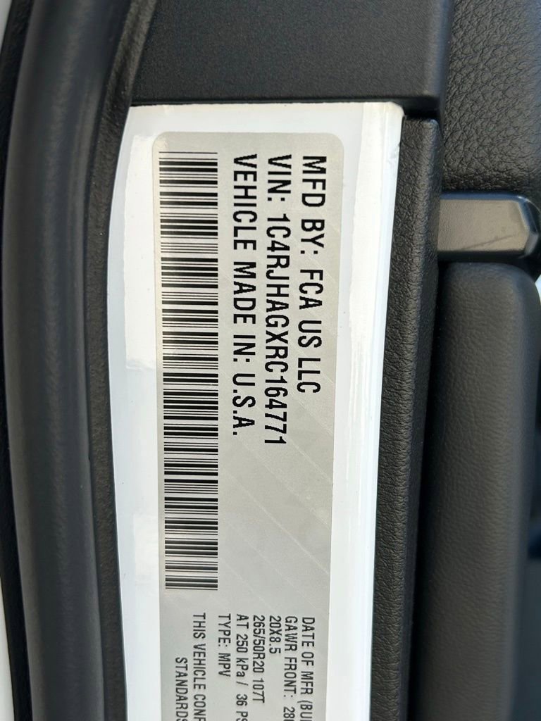 Certified 2024 Jeep Grand Cherokee Altitude image 58