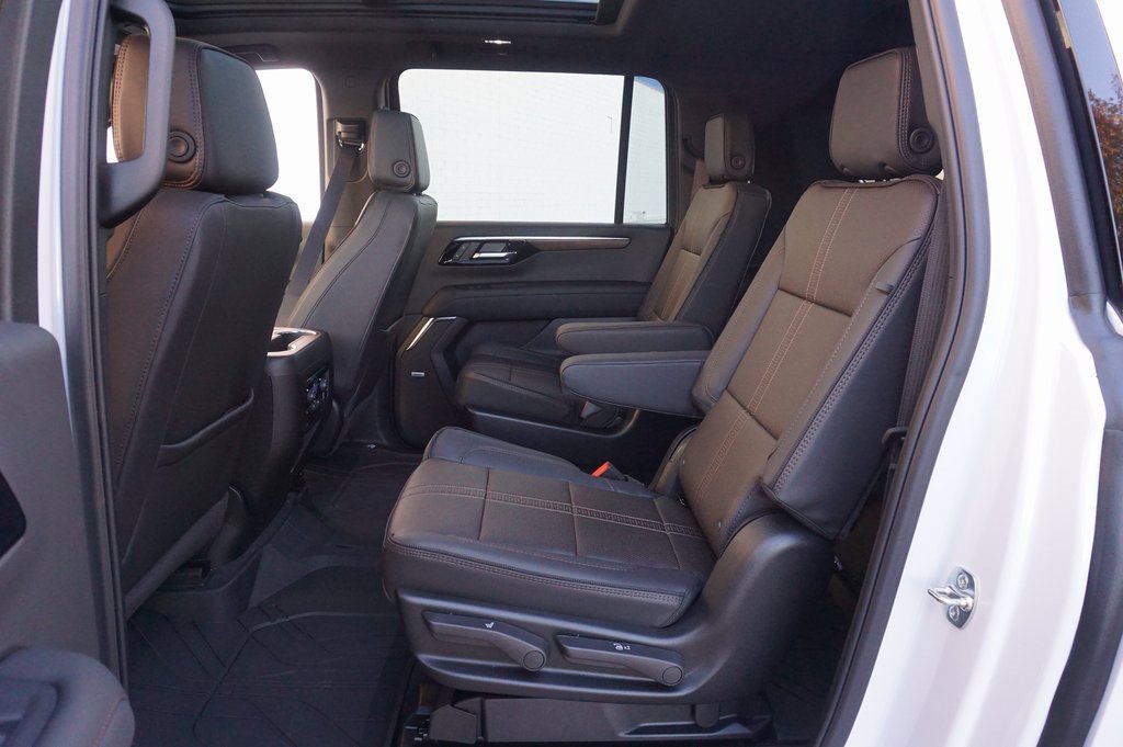 New 2026 Chevrolet Suburban High Country w/ Sun And Tow Package image 12