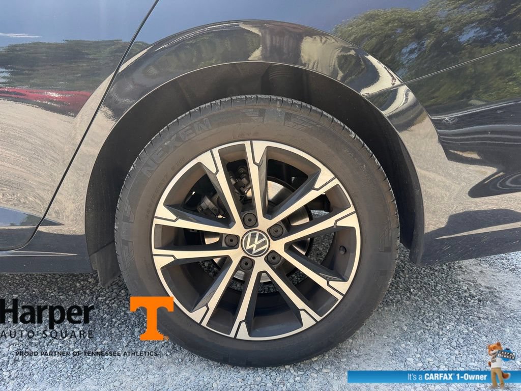 Used 2025 Volkswagen Jetta Sport FWD image 20