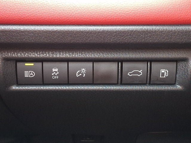 Used 2026 Toyota Camry XSE FWD image 25