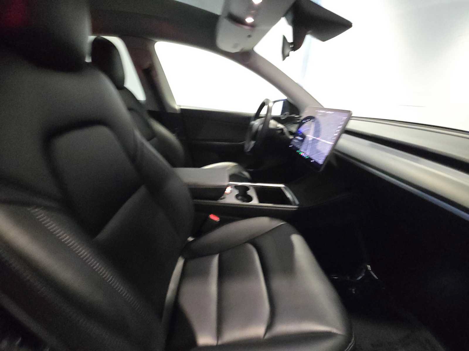 Used 2021 Tesla Model Y Long Range AWD/4WD image 13