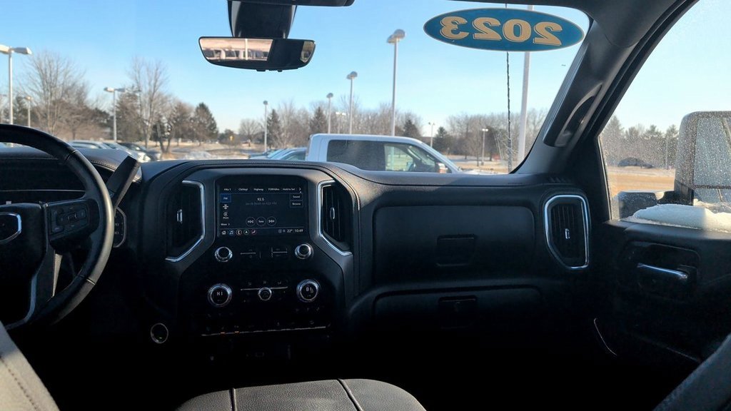 Used 2023 GMC Sierra 2500 Denali w/ Denali Ultimate Package image 11