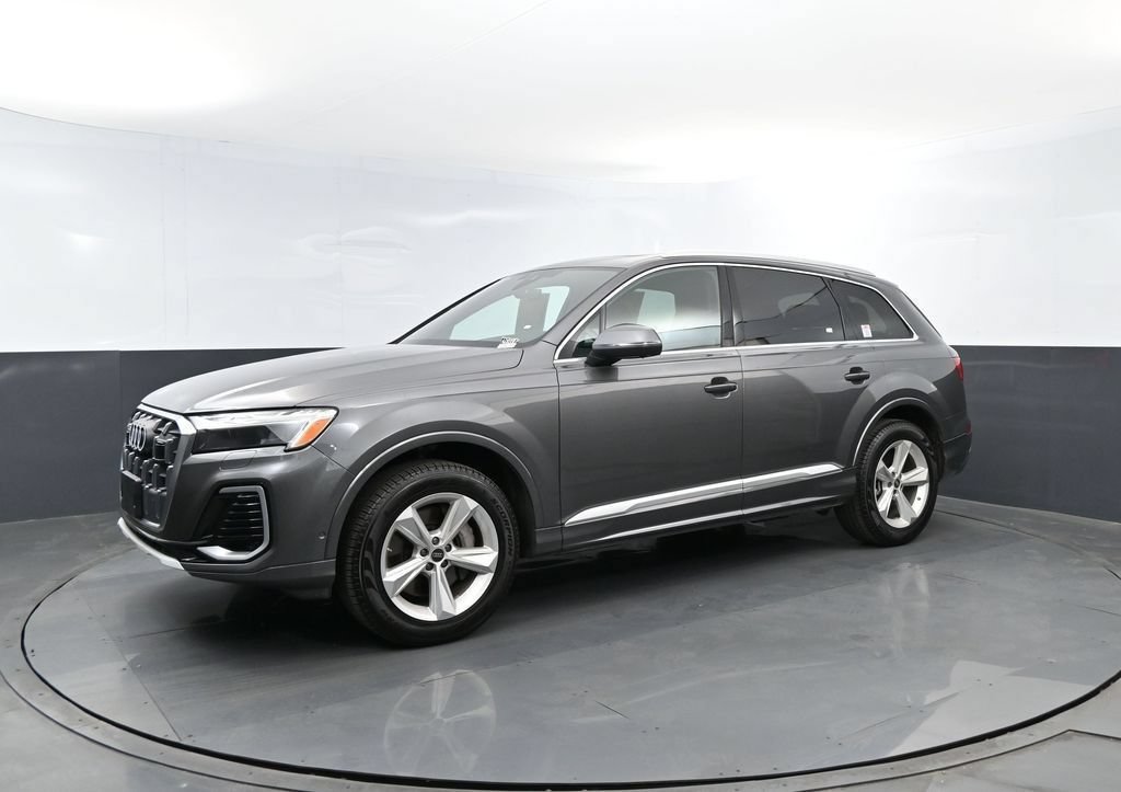 Used 2025 Audi Q7 2.0T Premium AWD/4WD image 1