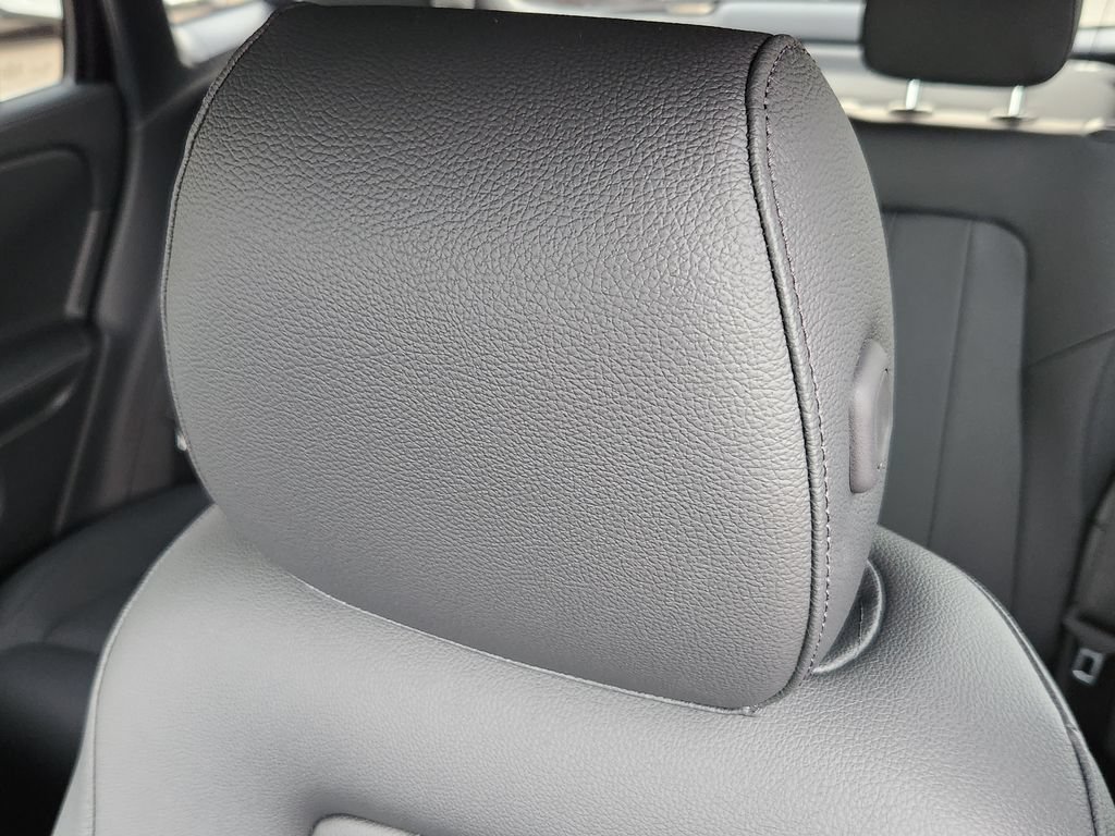 New 2026 Mercedes-Benz GLA 250 4MATIC image 14