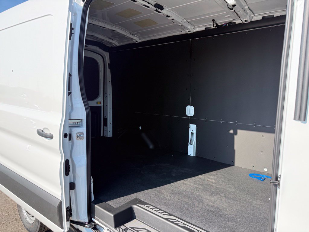 New 2027 Ford Transit 250 148 Medium Roof w/ Load Area Protection Package RWD image 12