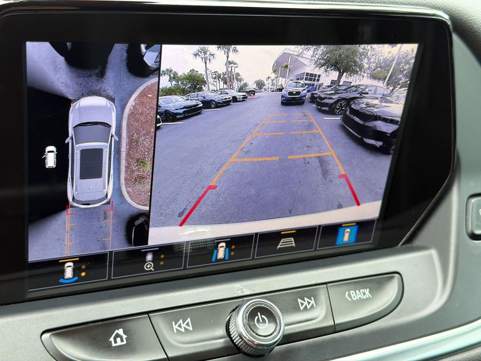 Used 2020 Chevrolet Blazer LT w/ Sound & Technology Package FWD image 25