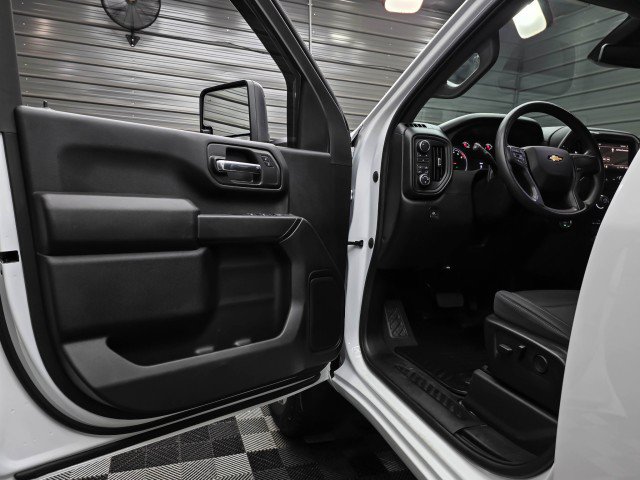 Used 2024 Chevrolet Silverado 2500 Custom w/ Custom Value Package AWD/4WD image 31