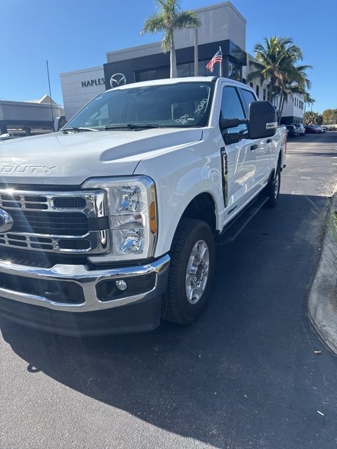 Used 2025 Ford F250 XLT image 3
