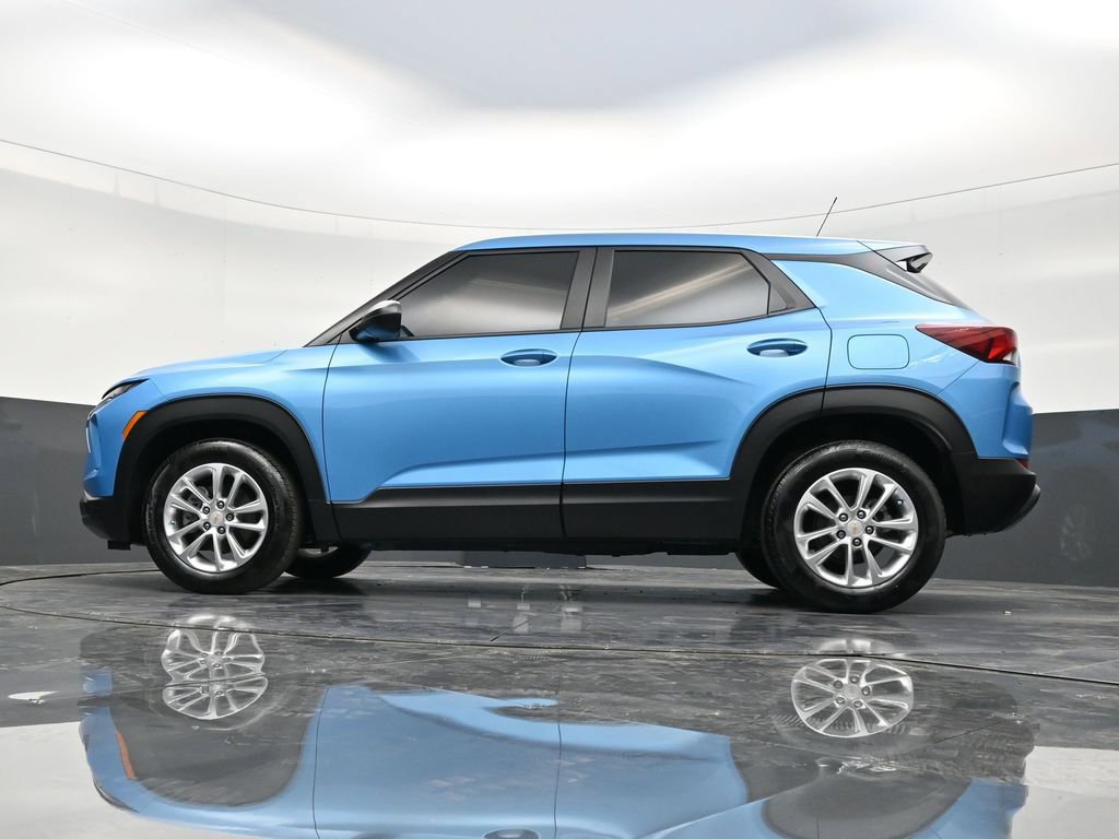 Used 2025 Chevrolet TrailBlazer LS image 21