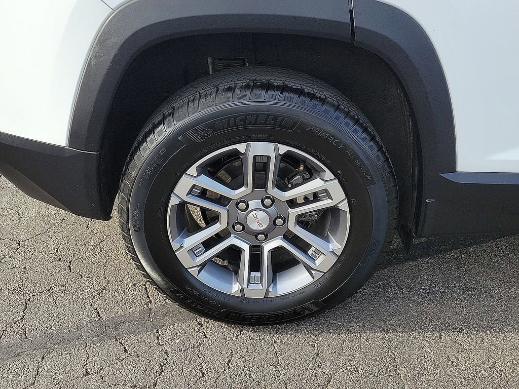Used 2025 GMC Terrain Elevation image 7