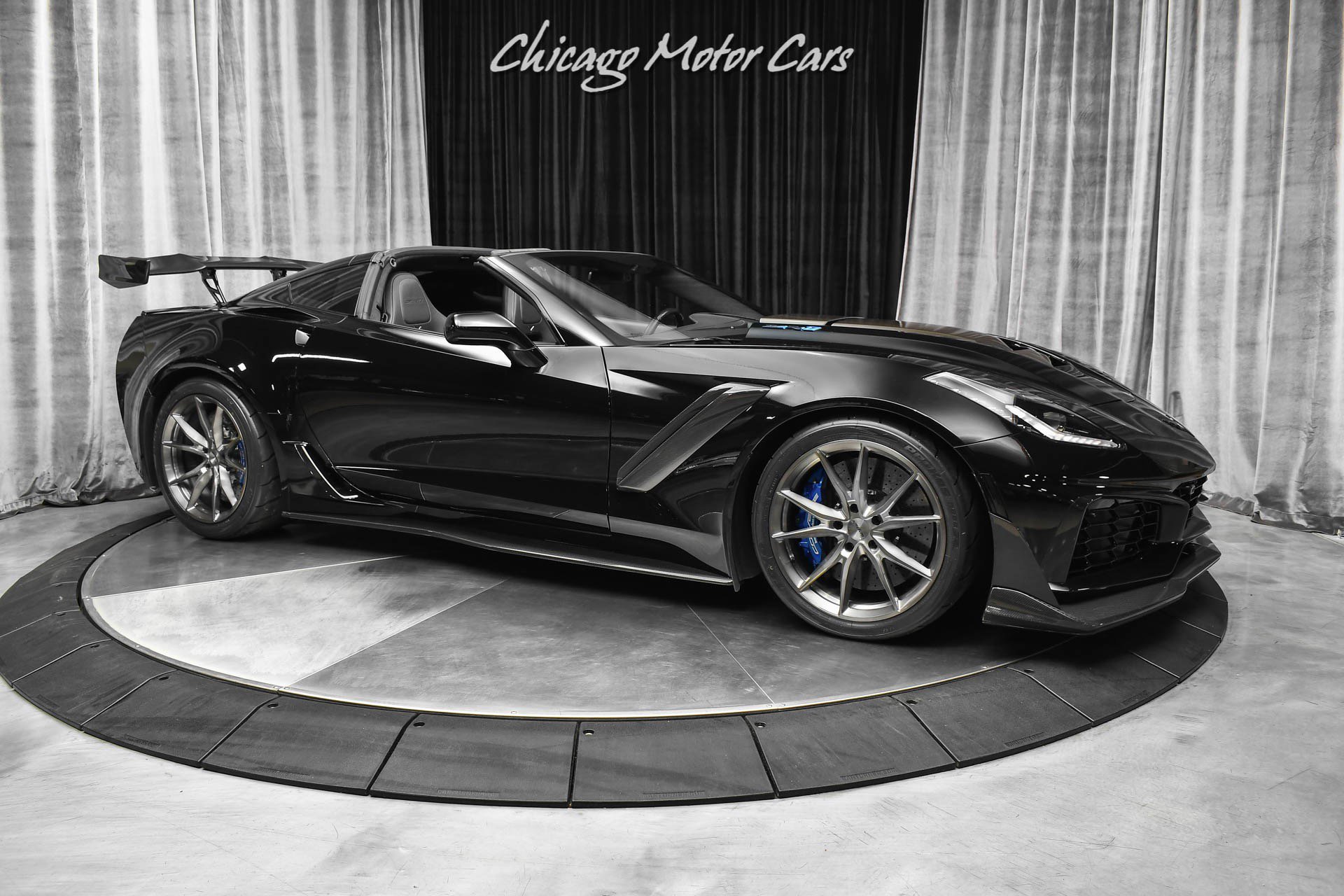 Used 2019 Chevrolet Corvette ZR1 RWD image 6