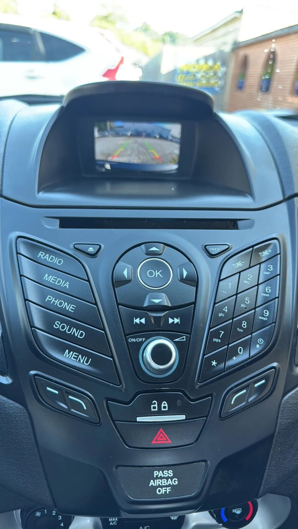 Used 2018 Ford Fiesta SE image 19