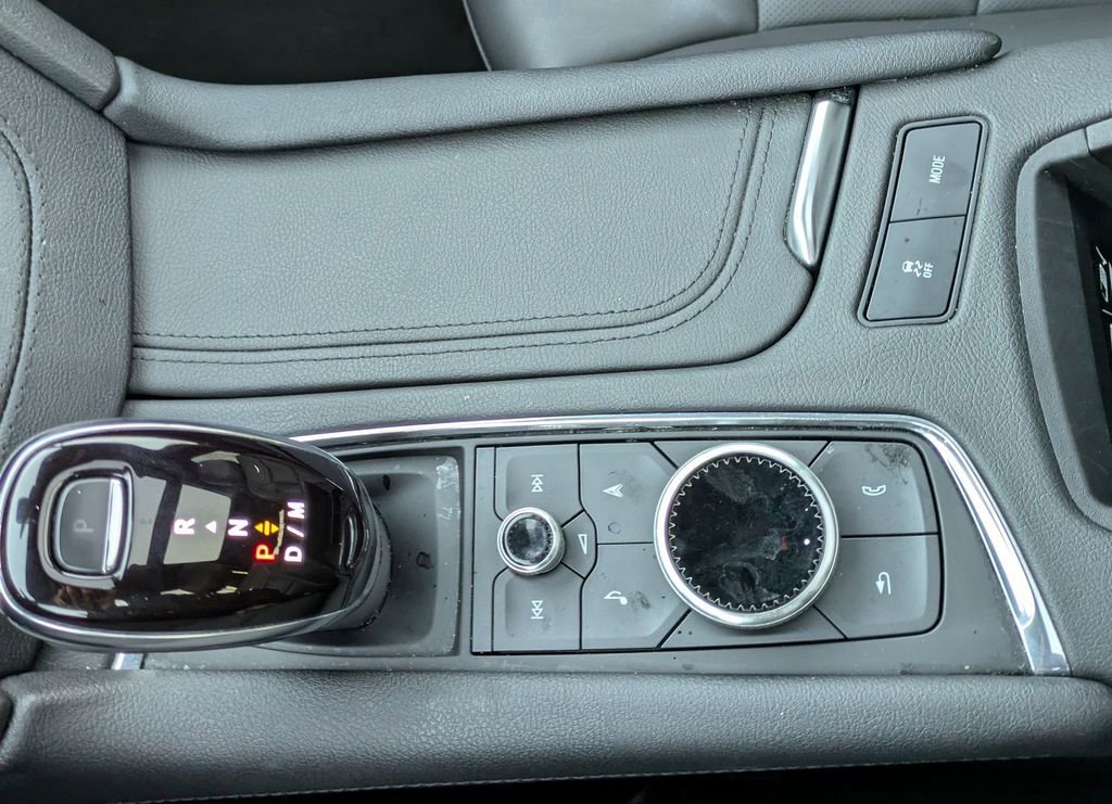 Used 2024 Cadillac XT5 Premium Luxury image 19