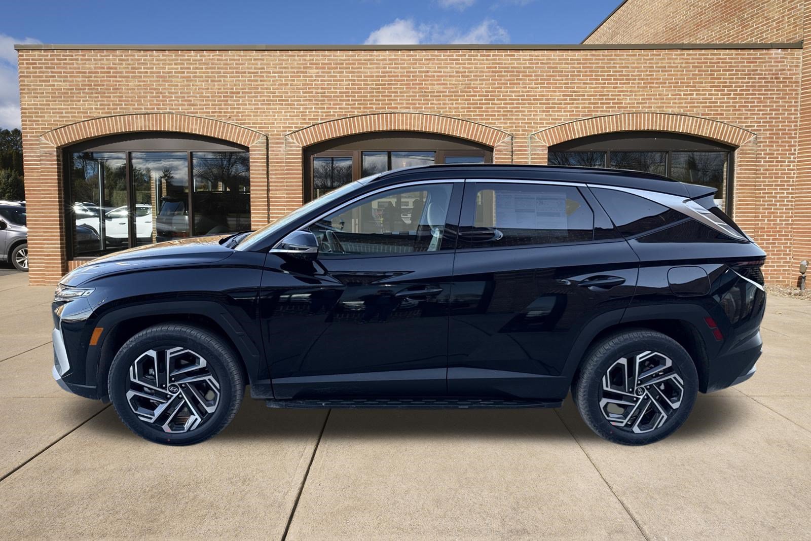 New 2026 Hyundai Tucson Limited AWD/4WD image 7