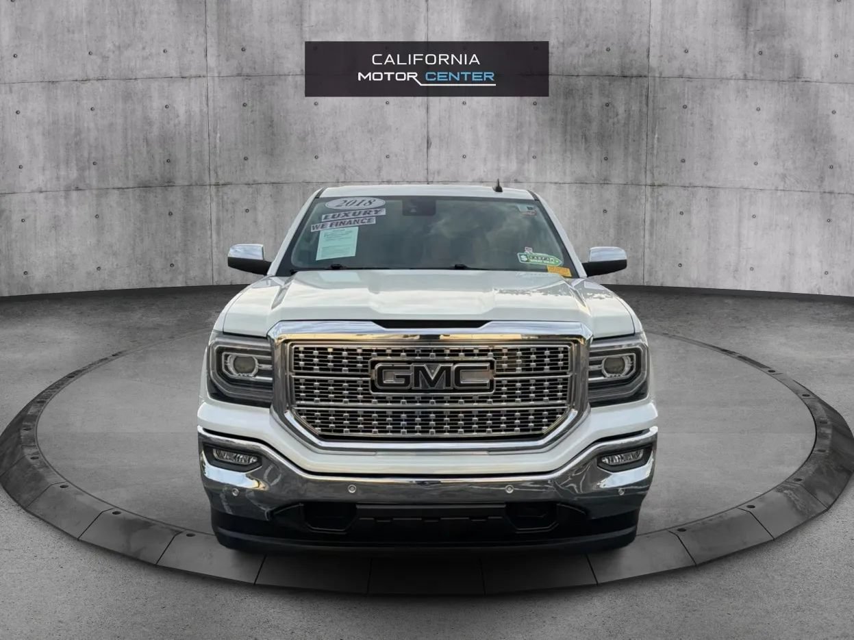 Used 2018 GMC Sierra 1500 SLT w/ Enhanced Driver Alert Package RWD image 2