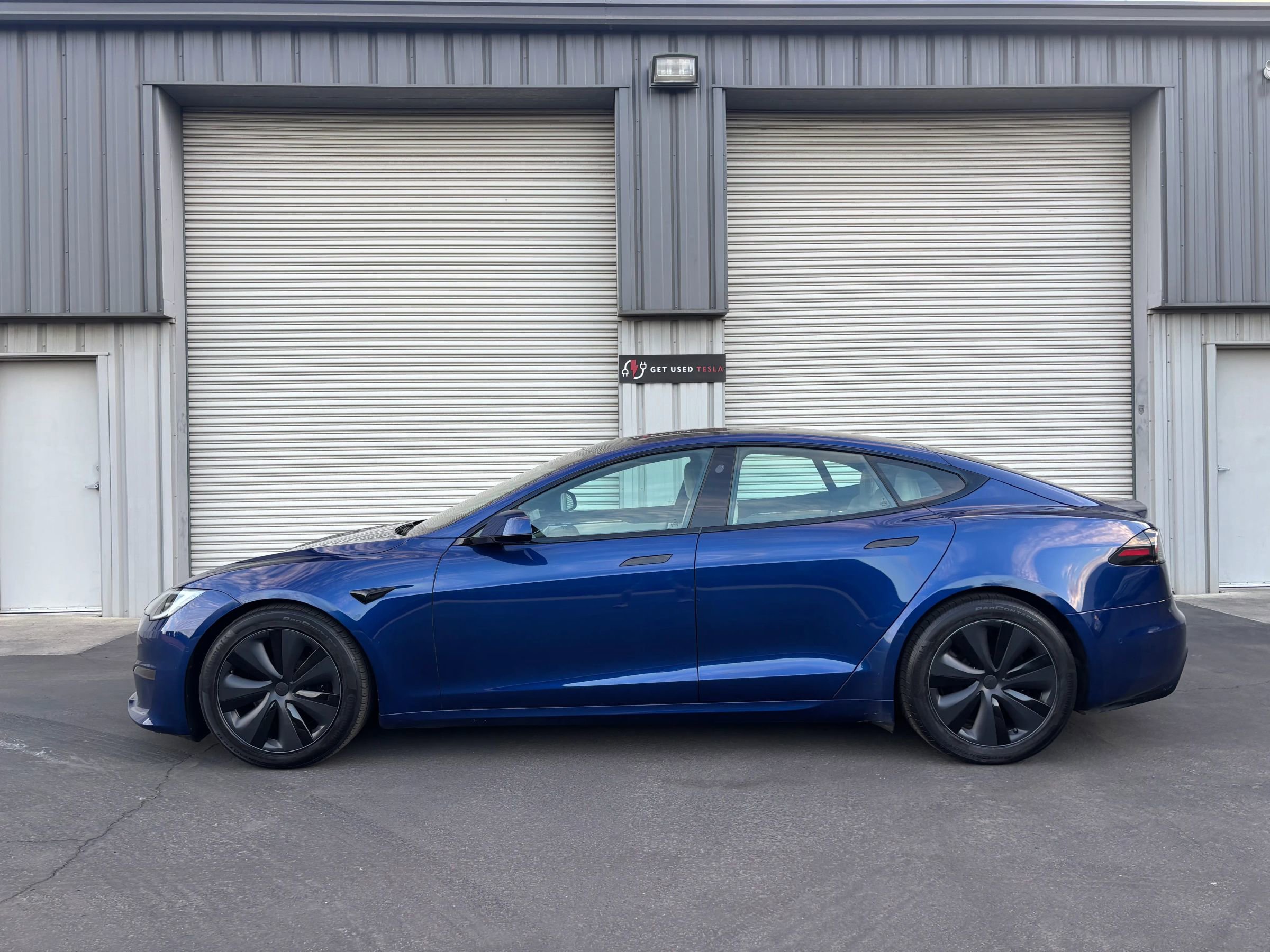 Used 2022 Tesla Model S image 3