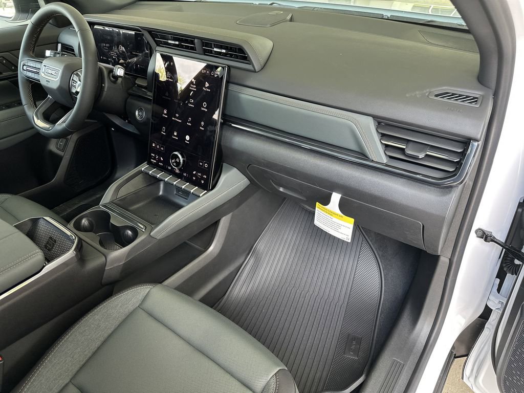 New 2026 GMC Terrain AT4 w/ Technology Package II image 36