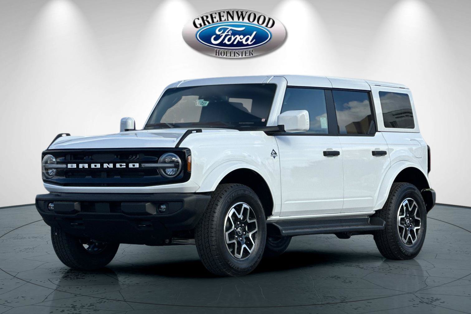New 2026 Ford Bronco Outer Banks AWD/4WD image 8
