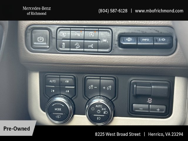 Used 2024 GMC Yukon XL Denali w/ Advanced Technology Package AWD/4WD image 26