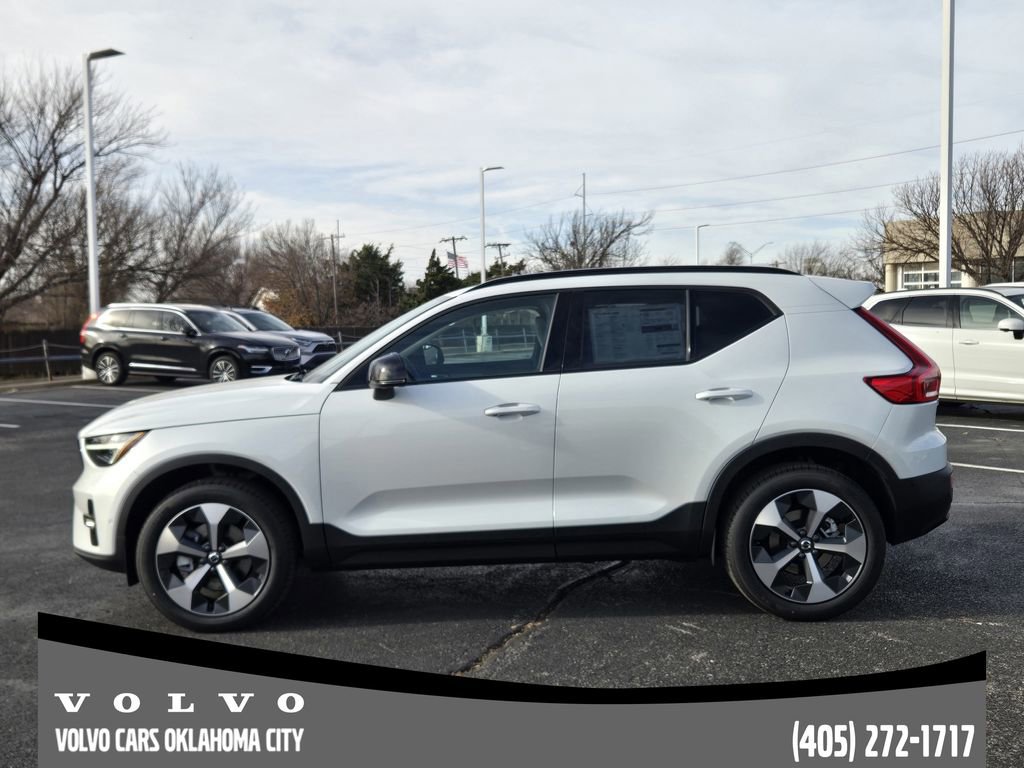 New 2026 Volvo XC40 B5 Plus w/ Protection Package Premier image 4