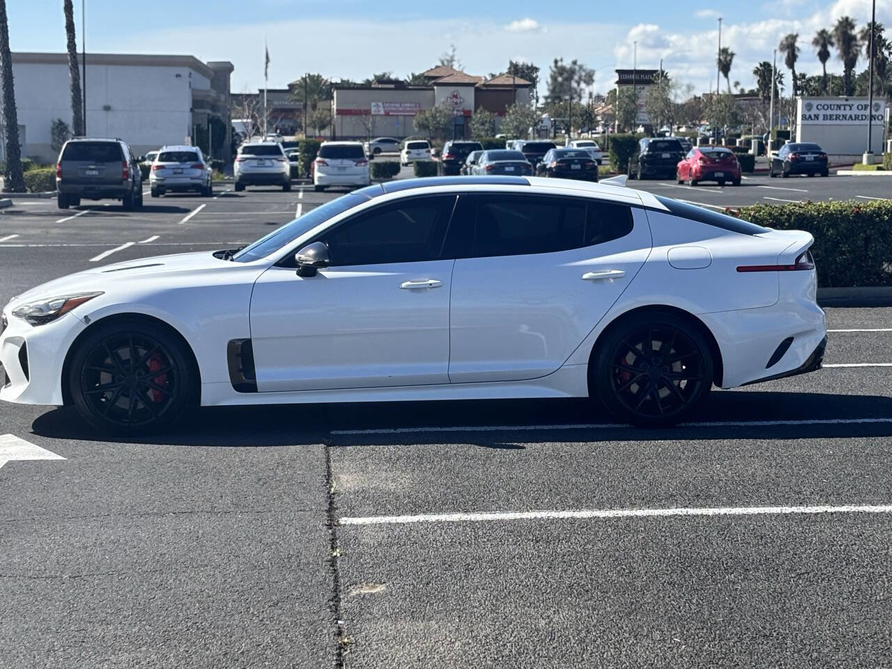 Used 2018 Kia Stinger GT2 image 5