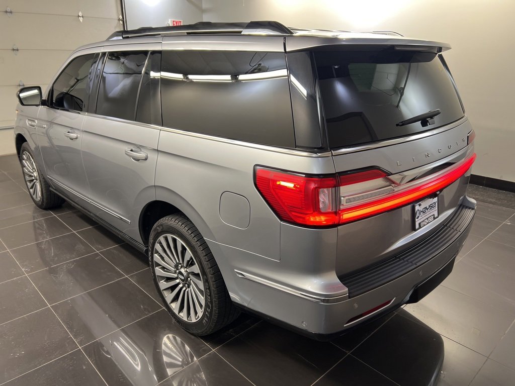 Used 2020 Lincoln Navigator Reserve w/ Luxury Package image 4