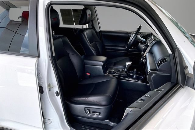 Used 2024 Toyota 4Runner TRD Off-Road Premium w/ Moonroof Package AWD/4WD image 27