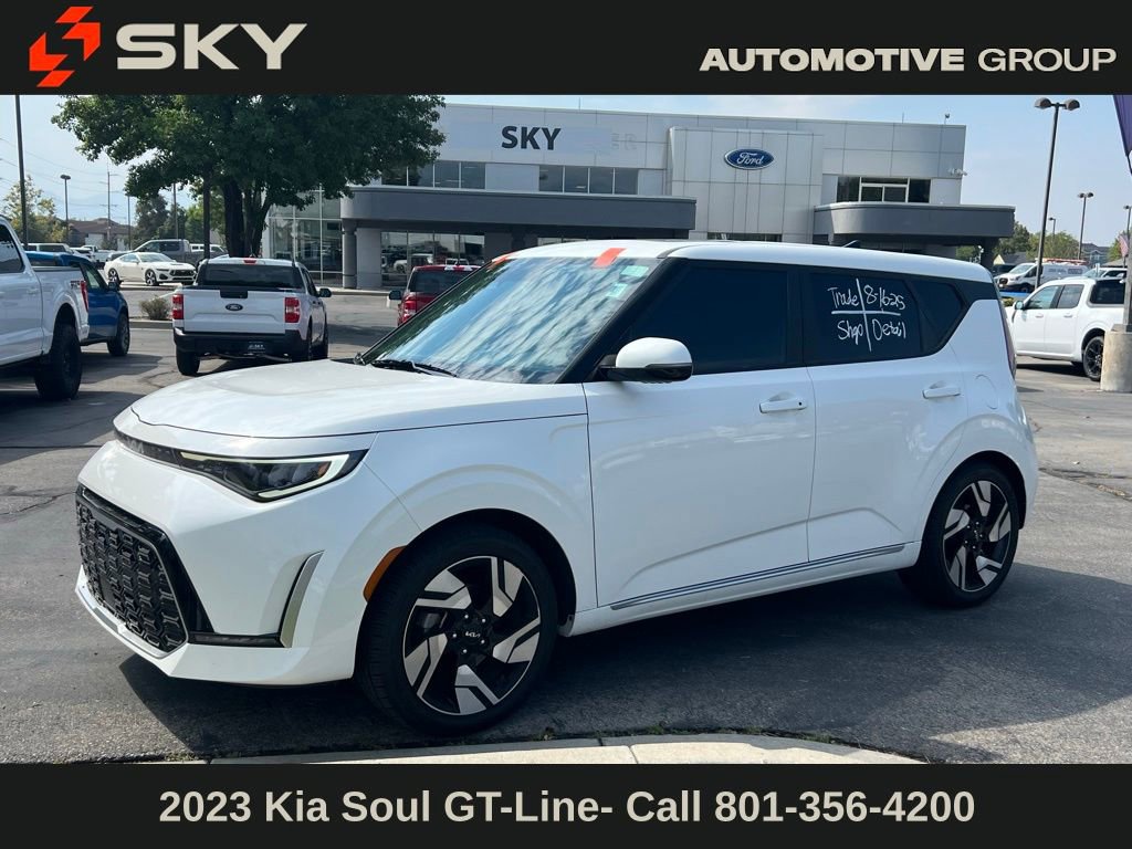 Used 2023 Kia Soul GT-Line w/ GT-Line Technology Package